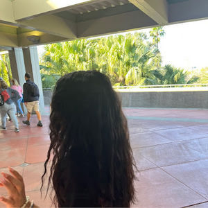 Meet your Posher, Ana